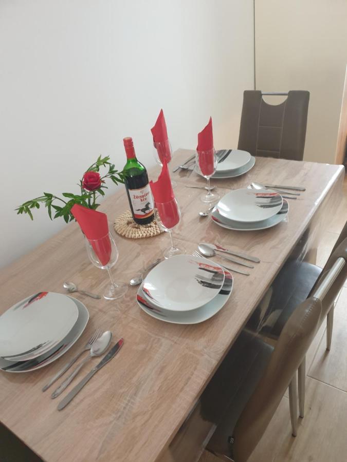מאלינסקה Apartment Luna מראה חיצוני תמונה